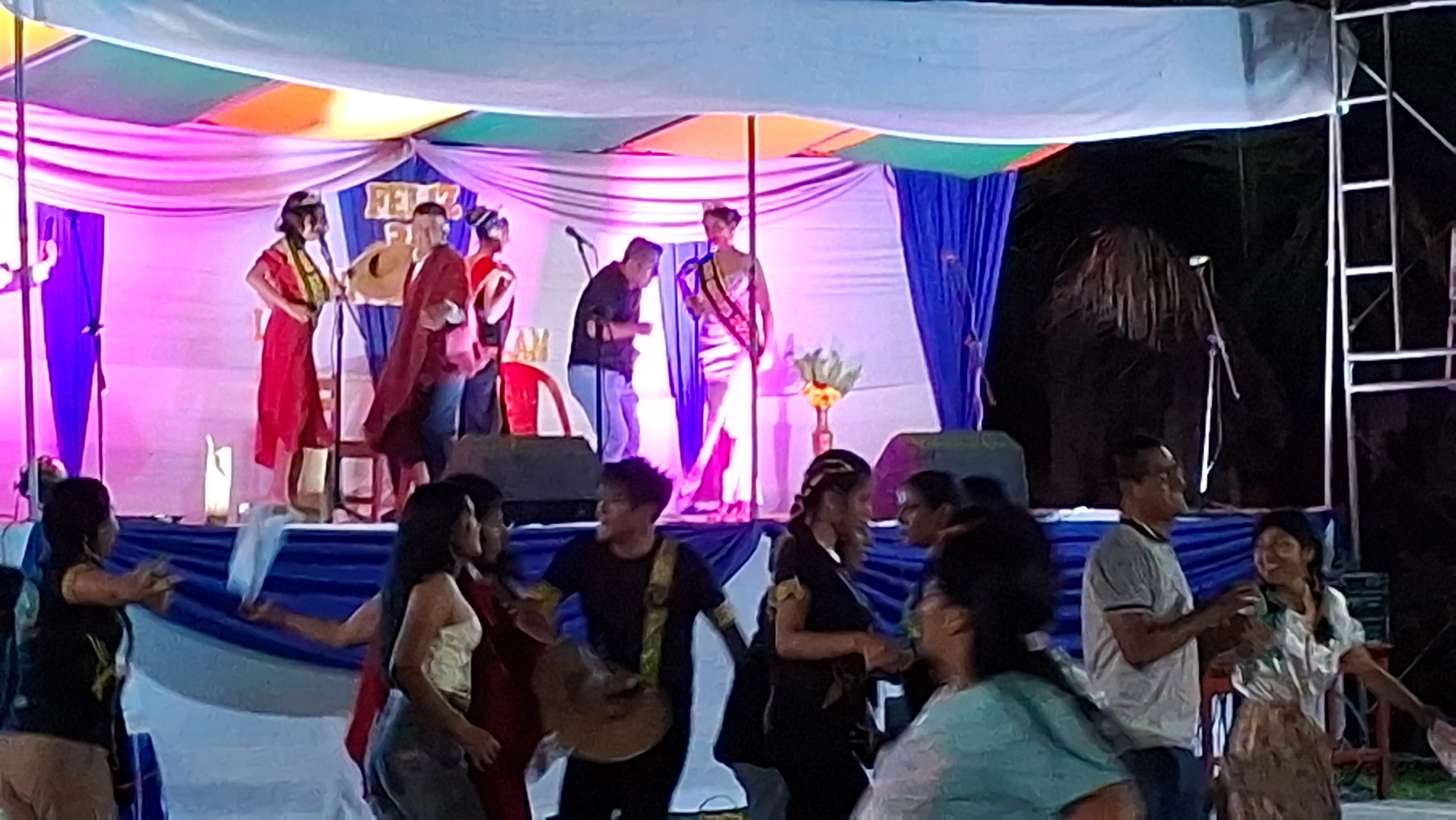 Aniversario del Colegio Santiago Antunez de Mayolo - La Unión
